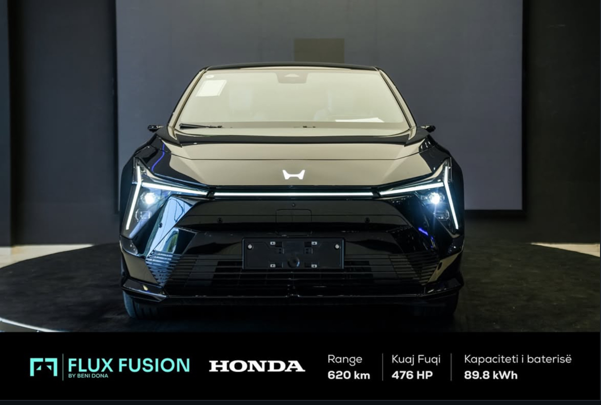 Photo 2 from the vehicle catalogue at the FluxFusion Kosova showroom