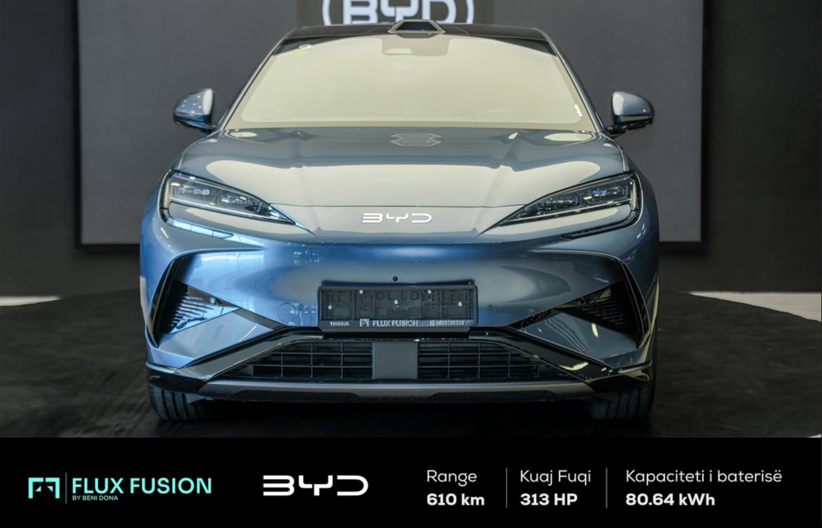 Photo 5 from the vehicle catalogue at the FluxFusion Kosova showroom
