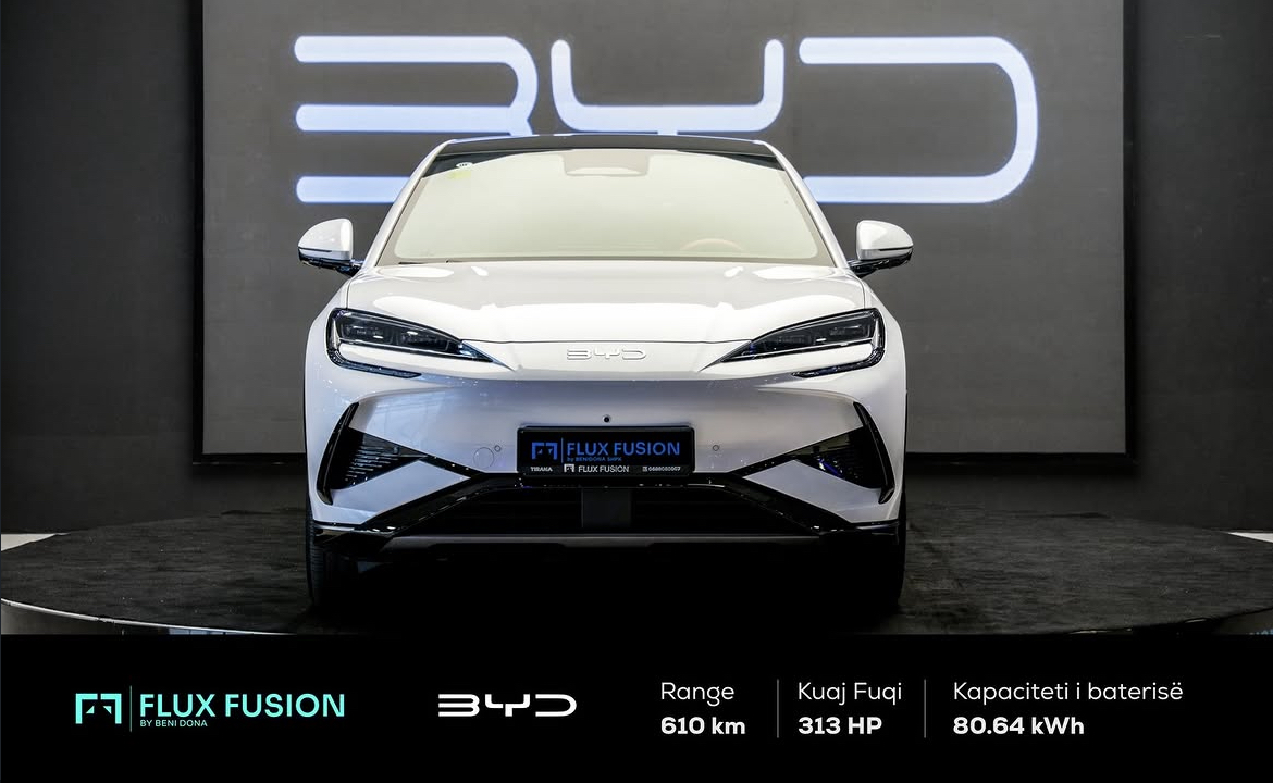 Photo 9 from the vehicle catalogue at the FluxFusion Kosova showroom